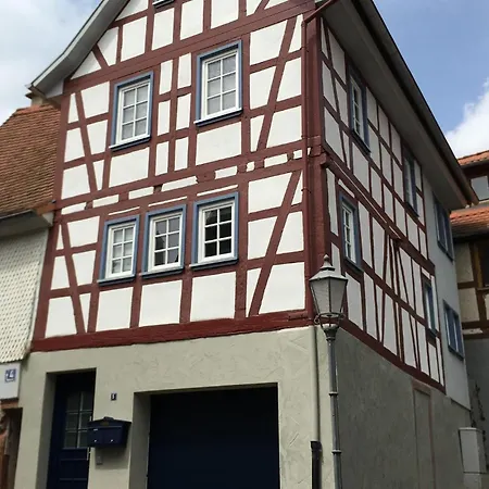 Im Liebfraueneck * Büdingen